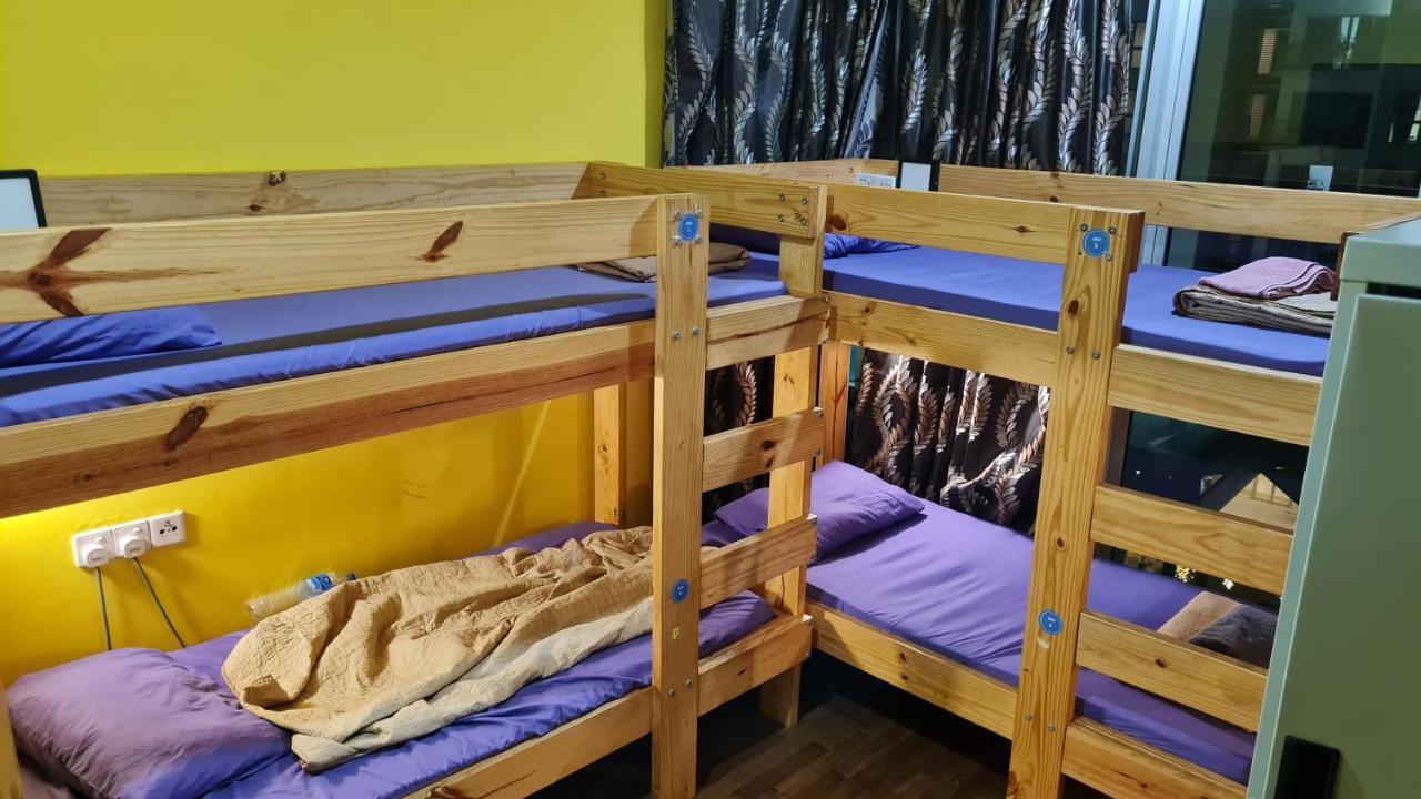 Hostel At Regalia Sky Pool Куала-Лумпур Екстер'єр фото